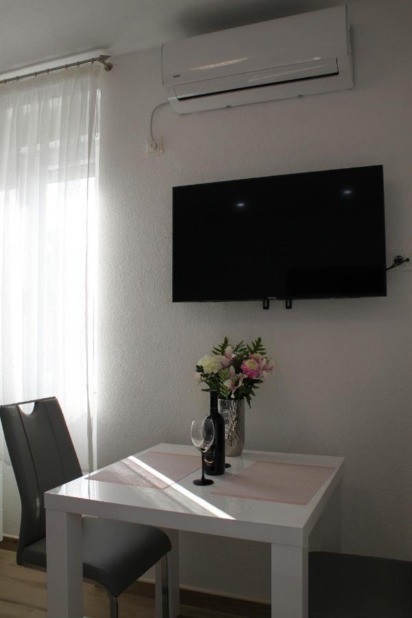 Jeta Studio & Apartament *